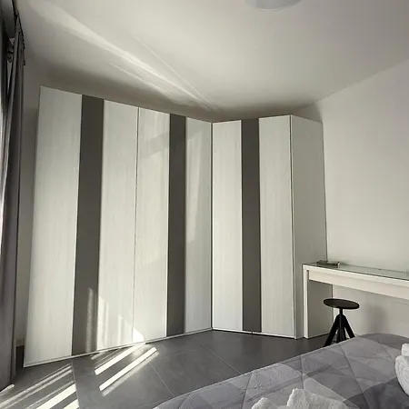 Numero 5 - Modern 2br Steps To Arno River & 12 Min To Tower Pisa