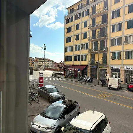 Numero 5 - Modern 2br Steps To Arno River & 12 Min To Tower Pisa